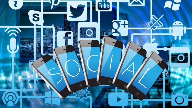 Adolescenti on line: Safer Internet Day